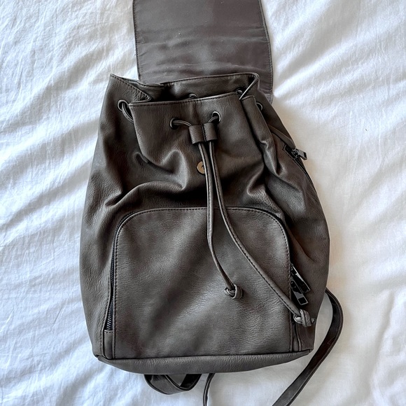 ALDO | Drawstring Bucket Backpack - Picture 2 of 6